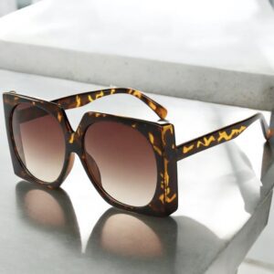 Kira leopárd mintás napszemüveg