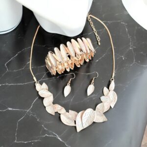 Adél rose gold színű bizsu tűzzománc nyaklánc szett