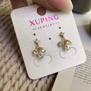 Zsóka rose-gold színű köves antiallergén xuping fülbevaló