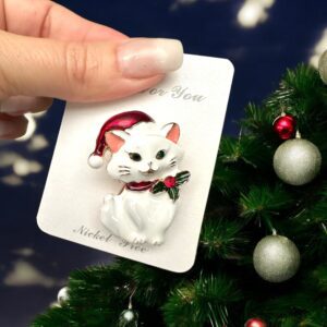 Cica karácsonyi kitűző