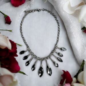 Maddy fekete színű köves bizsu nyaklánc