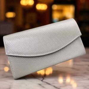 Dina ezüst színű alkalmi táska