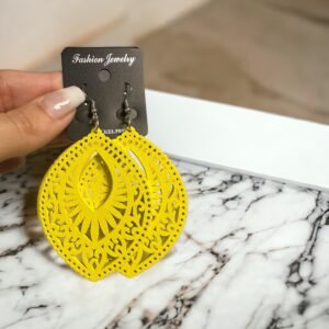 Miléna CITROMSÁRGA színű fa bizsu fülbevaló