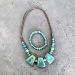 Benita kék színű bizsu nyaklánc SZETT