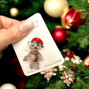 Maci karácsonyi kitűző