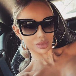 Linett fekete napszemüveg