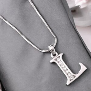 Különleges Betű nyaklánc kristály kövekkel L