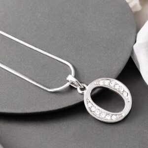 Különleges Betű nyaklánc kristály kövekkel O