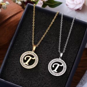 Kara ezüst színű nemesacél T betűs nyaklánc