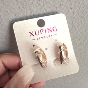 Kiki rose gold színű antiallergén köves xuping fülbevaló