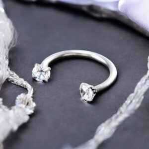 Tiana ezüst színű PATKÓ PIERCING
