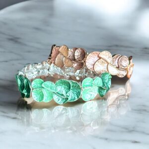 Fatima barna színű bizsu tűzzománc karkötő