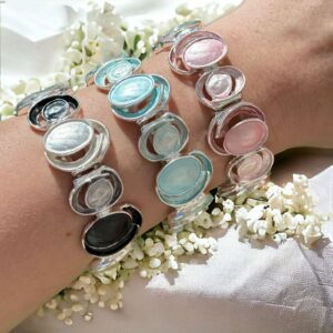 Molli grafit színű tűzzománc bizsu karkötő