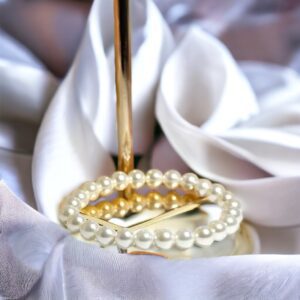 Pearl ekrü színű bizsu gyöngy karkötő