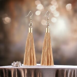 Dotti világos barna rojtos bizsu fülbevaló