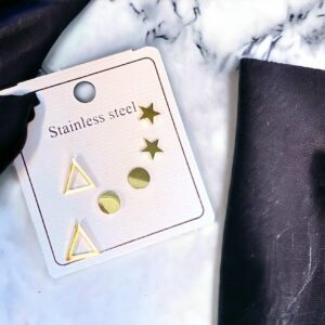 Klara arany színű nemesacél fülbevaló szettben