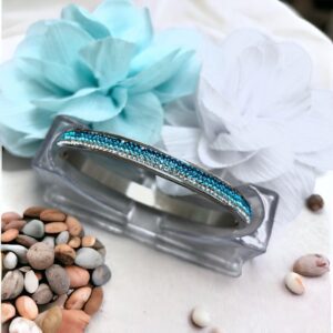 Nemesacél kék színű 3 soros kristályköves ovális merev karkötő