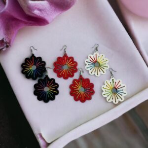 LONA extravagáns FEHÉR fa bizsu fülbevaló