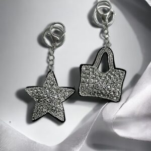 Csillag ezüst színű kristályos csodaszép kulcstartó