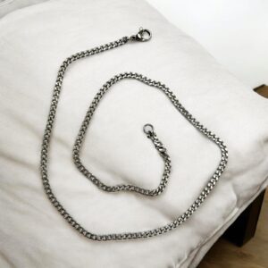 Edward ezüst színű nemesacél nyaklánc