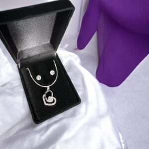 Szív ezüst színű bizsu nyaklánc szett