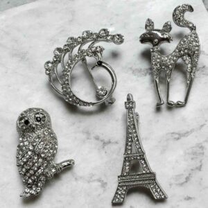 Bagoly ezüst színű kitűző