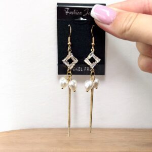 Aria arany színű bizsu fülbevaló