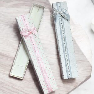 Pöttyös ajándék doboz