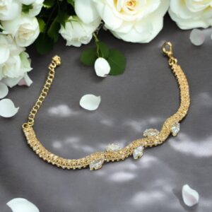 Celina arany színű bizsu alkalmi karkötő