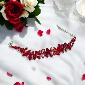 Nilla piros színű kristály köves alkalmi bizsu karkötő