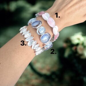 Dominika rózsaszín tűzzománc bizsu karkötő (1.)