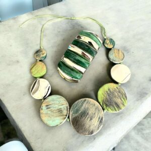 Sziszi zöld-arany színű bizsu nyaklánc SZETT