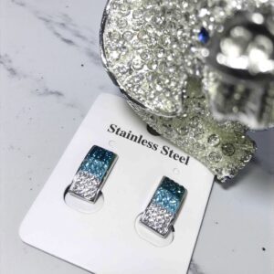 Detti kék színű káprázatos nemesacél fülbevaló