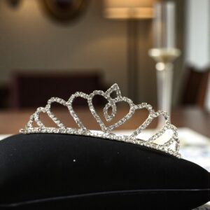 Emili alkalmi diadém tiara hajdísz