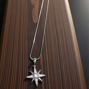 Csinszka ezüst színű köves xuping nyaklánc