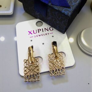 Karolina rose gold színű antiallergén xuping fülbevaló