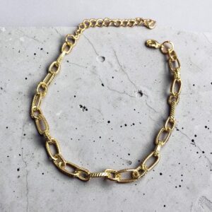 Tinka arany színű bizsu karkötő