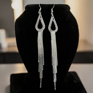 Debra ezüst színű hosszú köves bizsu fülbevaló