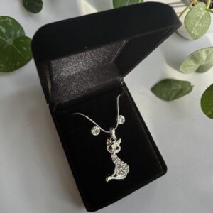 Macska ezüst színű bizsu nyaklánc szett